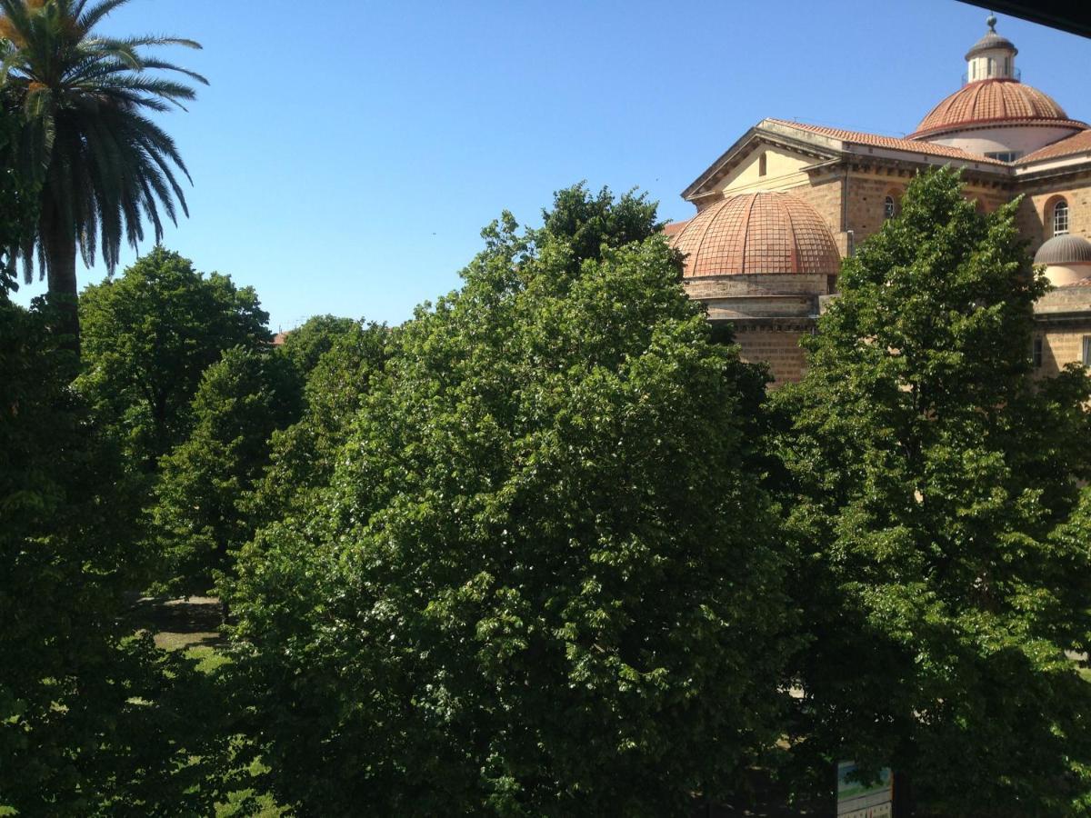 Casabase Hotel Livorno Exterior photo